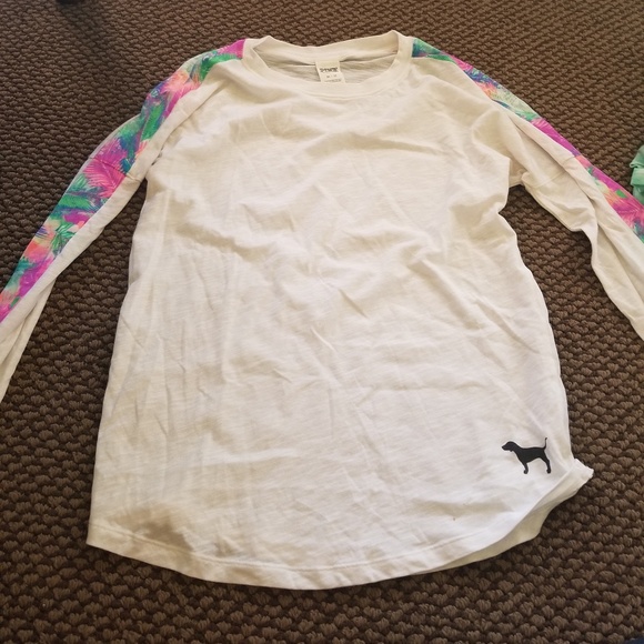 PINK Victoria's Secret Tops - PINK long sleeve